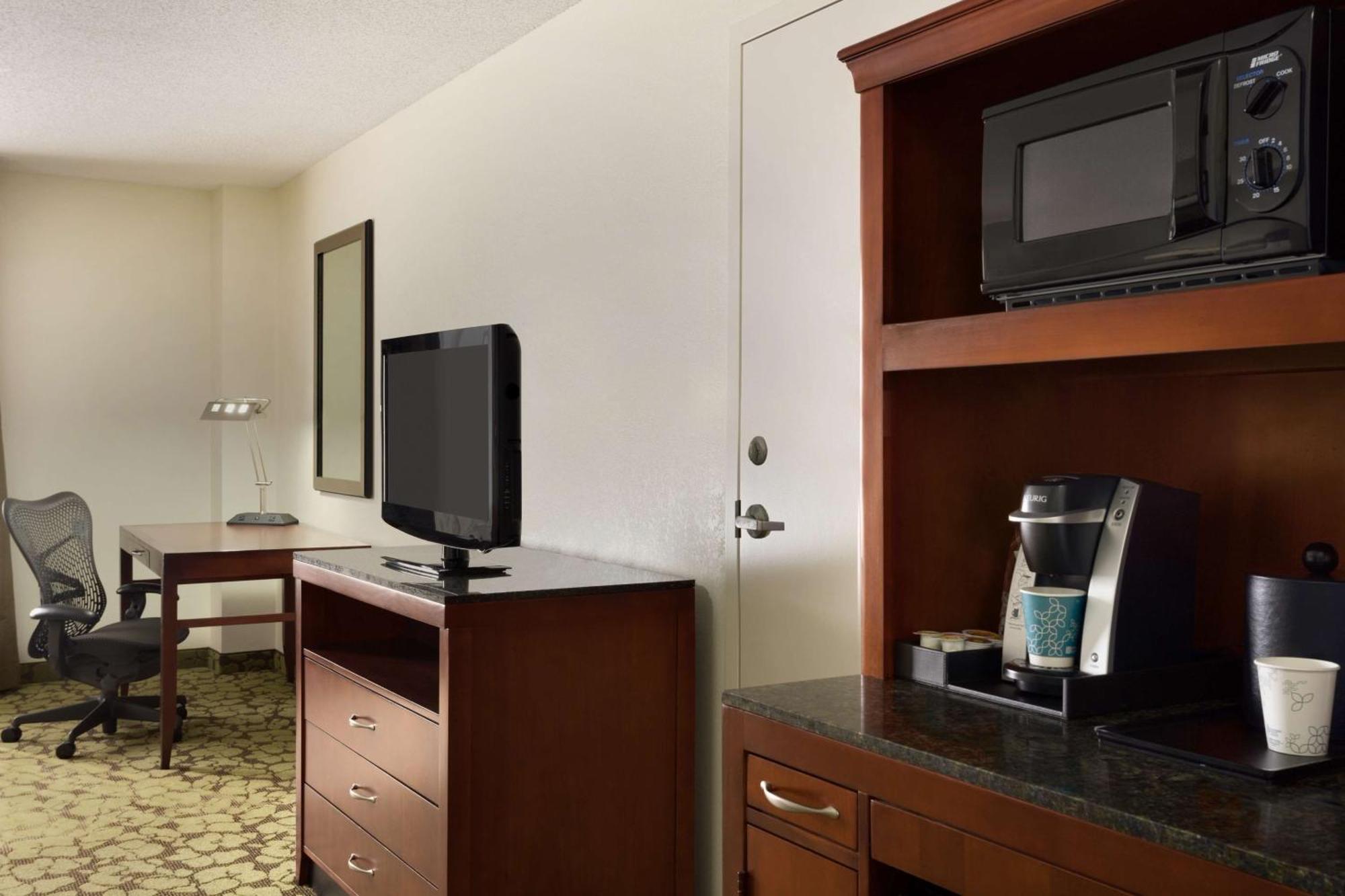 Hilton Garden Inn Уэст-Монро Экстерьер фото