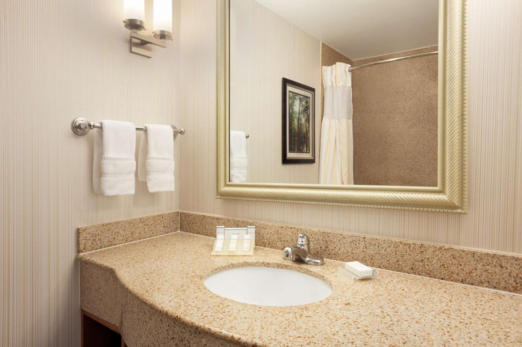 Hilton Garden Inn Уэст-Монро Экстерьер фото